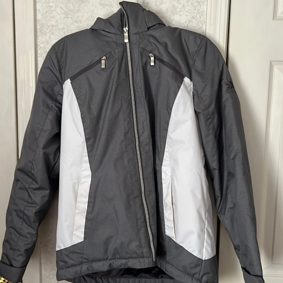 Snow jacket - Picture 1 of 2